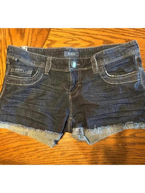 Pants - Low Rise Y2K Shorts Size 29